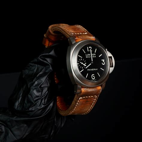 panerai luminor strap size